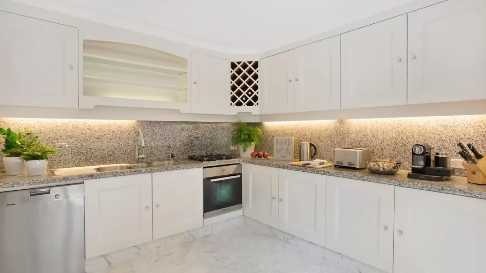 Darling Point Sold by Sydney Sotheby's International Realty - image 7
